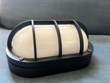 Toffe en zeer degelijke Bega wandlamp voor buiten/binnen E27 beschikbaar voor biedingen