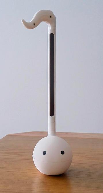 Otamatone – quirky electronic instrument with personality! beschikbaar voor biedingen