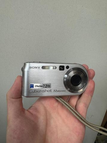 Sony Cyber-shot DSC-P200 beschikbaar voor biedingen