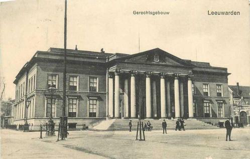 (380-088-003) Leeuwarden Gerechtsgebouw, Verzamelen, Ansichtkaarten | Nederland, Friesland, Verzenden