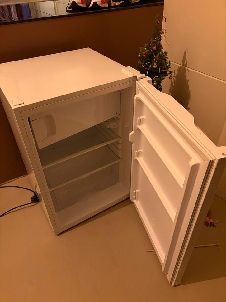 IKEA Lagan Koelkast - Goede Staat!, Witgoed en Apparatuur, Koelkasten en IJskasten, Gebruikt, Met vriesvak, 100 tot 150 liter