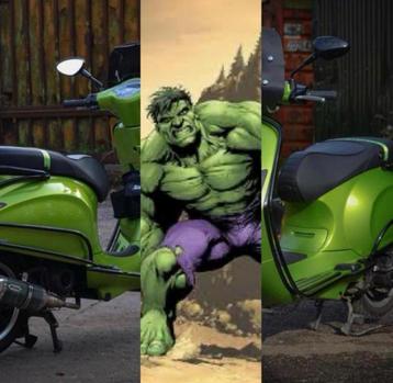 Vespa sprint 80cc “Hulk-Black-edition” met led-verlichting. beschikbaar voor biedingen