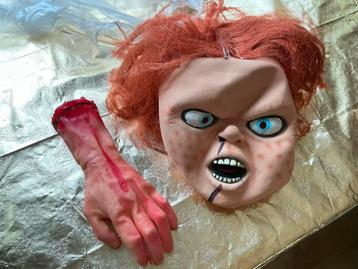 Chucky Masker en Arm - Halloween Kostuum beschikbaar voor biedingen