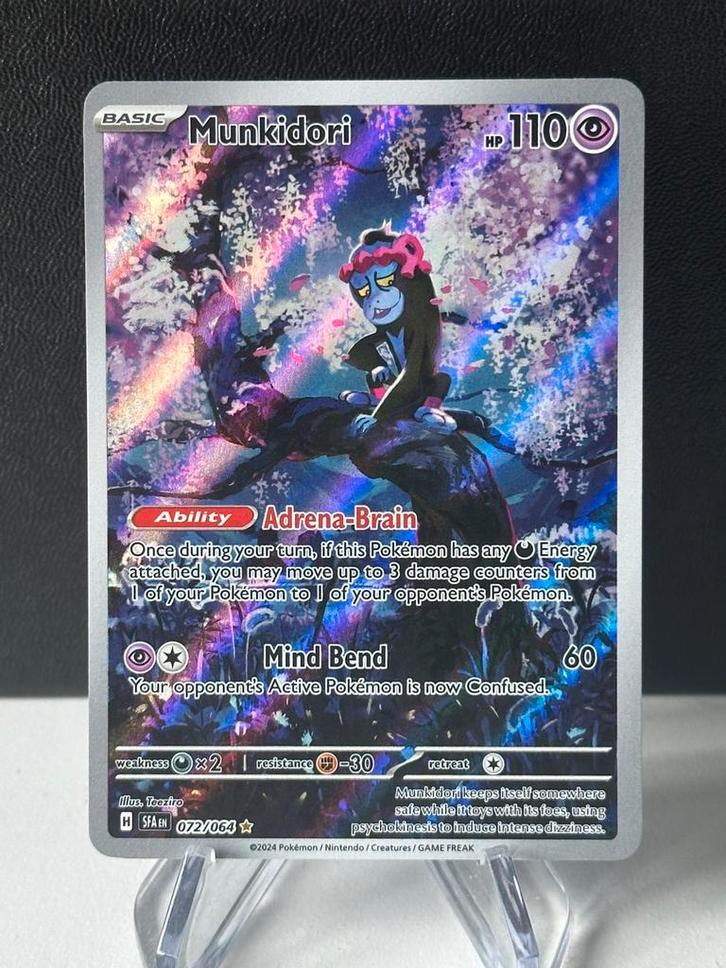Munkidori (SFA 072) pokemonkaart, Hobby en Vrije tijd, Verzamelkaartspellen | Pokémon, Zo goed als nieuw, Losse kaart, Ophalen of Verzenden
