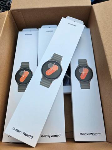 Samsung Galaxy smartwatch 7 smart watch Nieuw Geseald €89.99 beschikbaar voor biedingen
