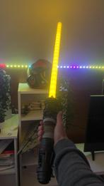 Rey Palpatine Lightsaber Disneyland Parijs, Verzamelen, Star Wars, Ophalen of Verzenden, Zo goed als nieuw