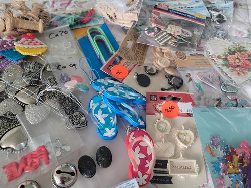 Verrassingspakket, Hobby en Vrije tijd, Scrapbooking, Zo goed als nieuw, Versiering of Embellishment, Overige merken, Ophalen of Verzenden