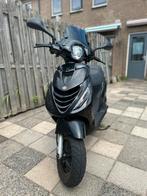 Piaggio zip 2000 2017, Fietsen en Brommers, Scooters | Piaggio, Ophalen, Zip, Zo goed als nieuw, Benzine
