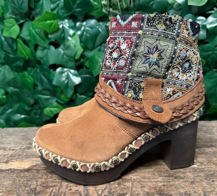 Nieuwe fantastische laarsjes van Nemonic maat 38, Kleding | Dames, Schoenen, Nieuw, Lage of Enkellaarzen, Bruin, Ophalen of Verzenden