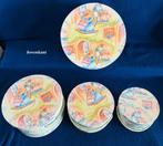 4x doos Beatrix Potter Peter Rabbit rond passen in elkaar, Antiek en Kunst, Ophalen