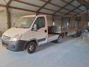 iveco daily met veldhuzien oplegger be combinatie beschikbaar voor biedingen