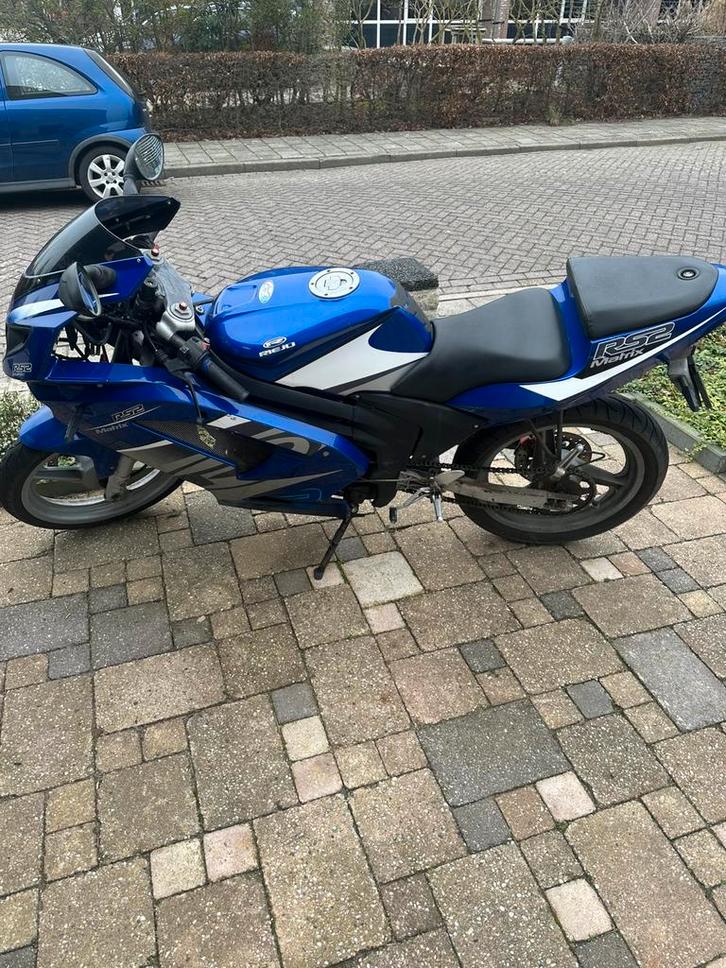 Rieju rs2 schakelbrommer, Fietsen en Brommers, Brommers | Overige merken, Gebruikt, Maximaal 45 km/u, Ophalen