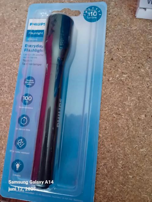 4x Philips led zaklamp inclusief batterijen, Caravans en Kamperen, Zaklampen, Batterij, Ophalen of Verzenden