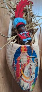 Sinterklaas klomp ruwe hout met stro en pietje, Diversen, Sinterklaas, Ophalen of Verzenden