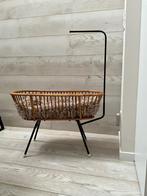 Rotan vintage wiegje ( Baby / Pop), Ophalen, Gebruikt, Wieg