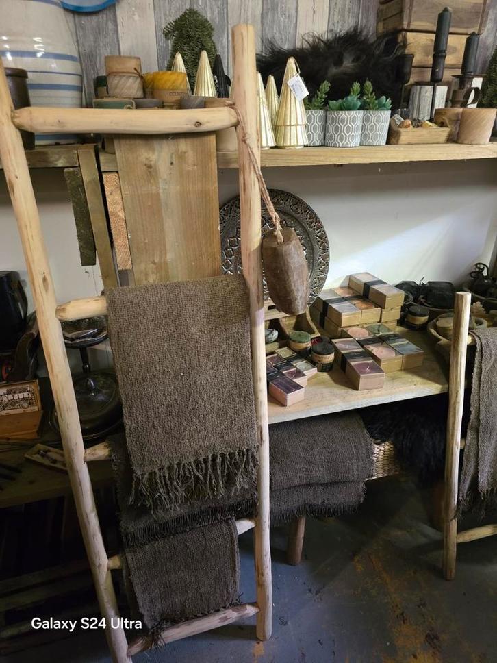 Oude Houten Nepalese Trapje, Antiek en Kunst, Curiosa en Brocante, Ophalen