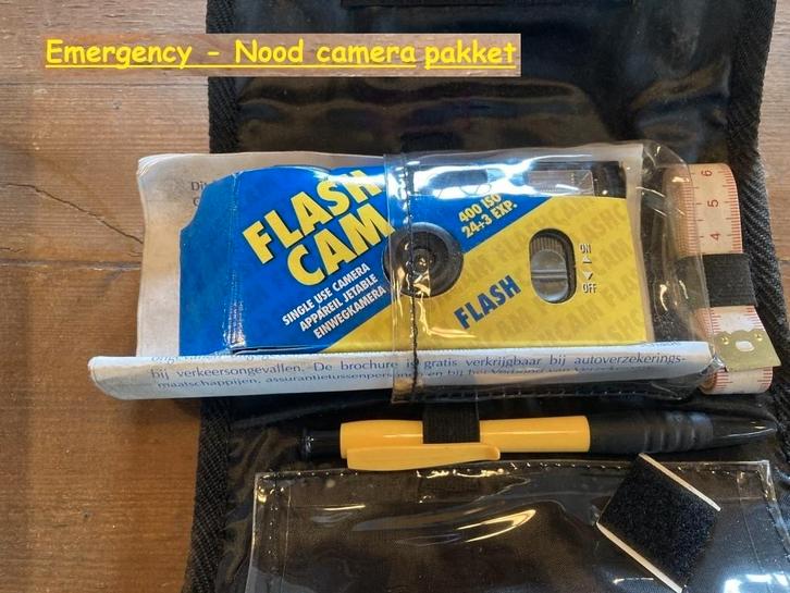 Camera / noodpakket voor in de auto bij ongevallen, Audio, Tv en Foto, Fotocamera's Analoog, Zo goed als nieuw, Compact, Overige Merken