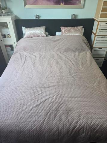 2-persoonsbed 160x200 + matras