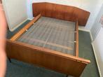 Vintage jaren 60  2 persoons ledikant, Huis en Inrichting, Ophalen, Eenpersoons, 190 cm of minder, Zo goed als nieuw