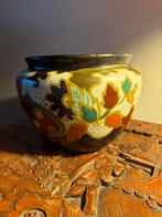 Plateel Arnhem Bloempot met Bloemmotief, Ophalen of Verzenden