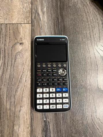 Grafische rekenmachine Casio fx-CG50 beschikbaar voor biedingen