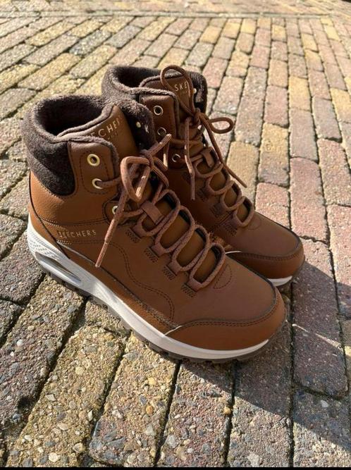 Bruine Skechers uno rugged dames (wandel)schoenen maat 37, Kleding | Dames, Schoenen, Zo goed als nieuw, Wandelschoenen, Bruin