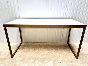 gepatineerd MESSING BUREAU of EETTAFEL tafel L135xB60xH70 beschikbaar voor biedingen