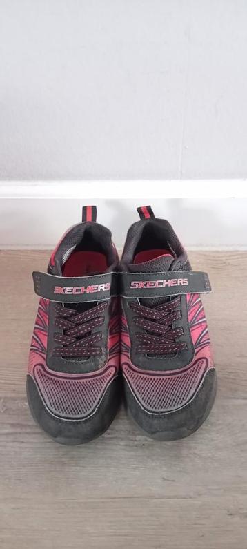 Skechers kinderschoenen maat 33 beschikbaar voor biedingen