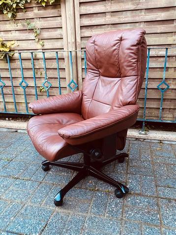 Prachtige Stressless Relaxfauteuil/bureaustoel z.g.a.n. beschikbaar voor biedingen