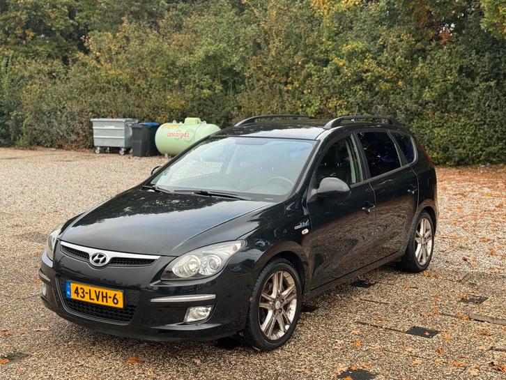 Hyundai i30 1.6 I Cvvt Crosswagon 2010, Auto's, Hyundai, Bedrijf, i30, ABS, Airbags, Airconditioning, Elektrische ramen, Isofix