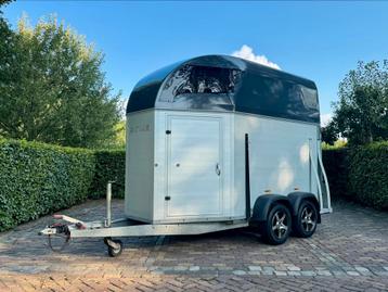 Prachtig mooie Sirius 2 paards trailer volledig aluminium beschikbaar voor biedingen