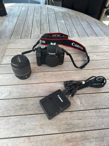 Canon 500D met lens beschikbaar voor biedingen