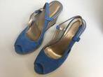 Damesschoenen met sleehak maat 37, Ophalen of Verzenden, Nieuw, Blauw