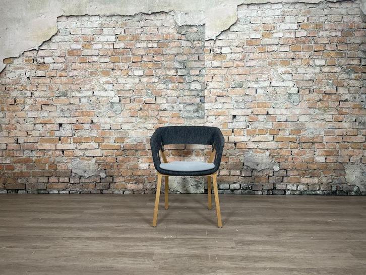 Meerdere Kusch & Co Njord grijs bij TheReSales, Huis en Inrichting, Stoelen, Zo goed als nieuw, Hout, Grijs, Ophalen of Verzenden