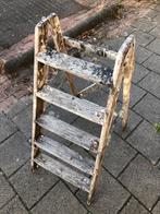 Oud verweerd laddertje, restauratie object plantenstandaard, Ophalen