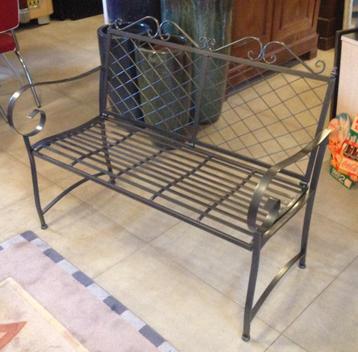 Opruiming St James ijzeren bank antraciet kleur. beschikbaar voor biedingen