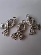 3 stuks hangers bedels ribbon metaal zilver grijs sjaal, Ophalen of Verzenden, Nieuw, Bedel