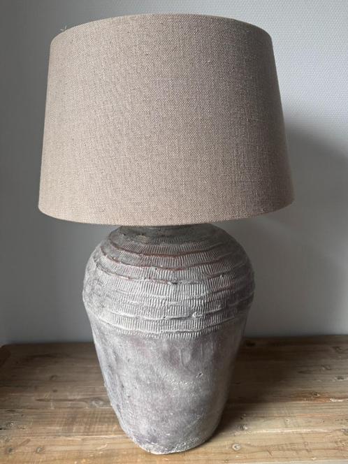Schemerlamp / tafellamp, Huis en Inrichting, Lampen | Tafellampen, Gebruikt, 50 tot 75 cm, Hout, Stof, Ophalen