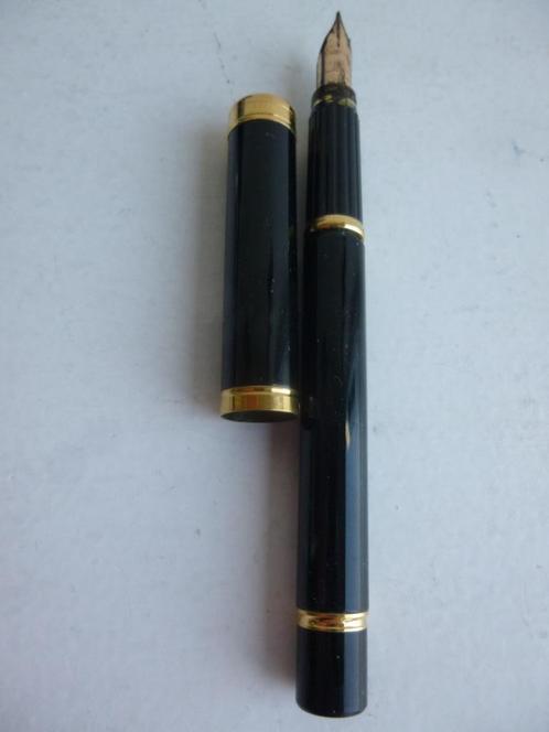 VINTAGE / WATERMAN IN FRANCE  F / 18K  750., Verzamelen, Pennenverzamelingen, Gebruikt, Vulpen, Waterman, Verzenden