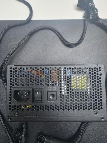 NZXT C850 Gold v1 beschikbaar voor biedingen