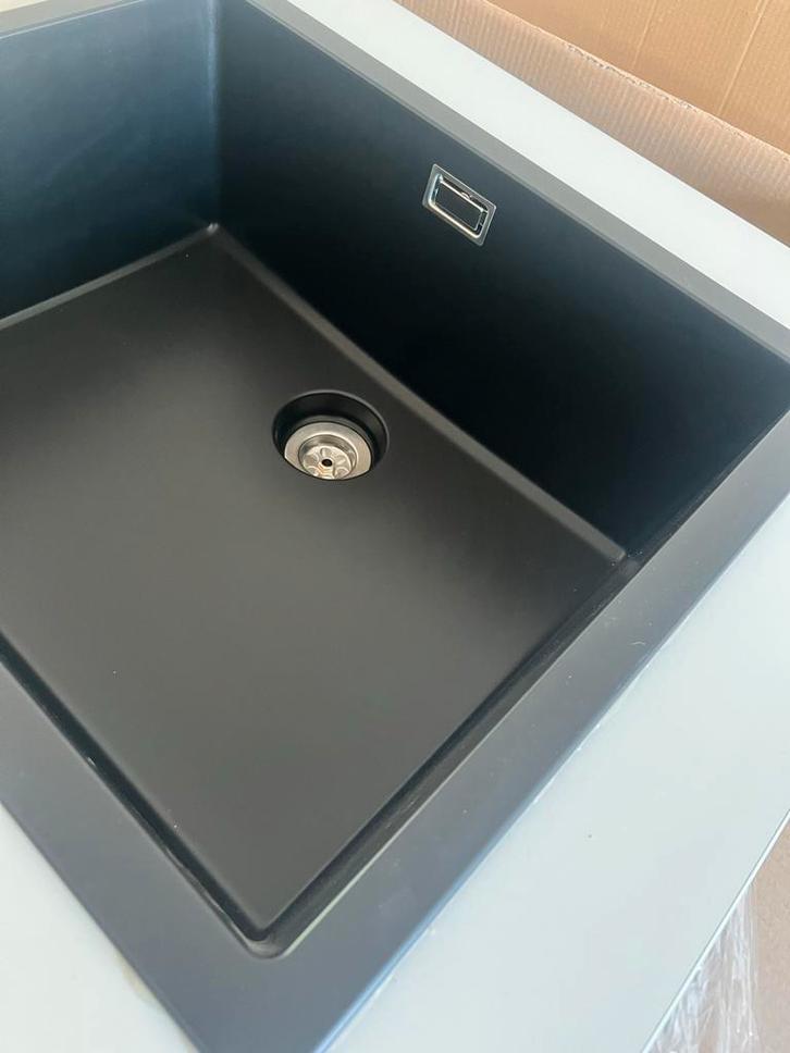 Zwarte graniet kwartscomposiet wasbak - Nieuwstaat, Huis en Inrichting, Keuken | Keukenelementen, Zo goed als nieuw, Minder dan 100 cm