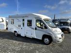 Fleurette Migrateur 67LG Fransbed/2013/33.000km/6.70m/Airco!, Caravans en Kamperen, Overige merken, Bedrijf, 6 tot 7 meter, Half-integraal