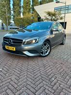Unieke NL Mercedes-Benz A Klasse A180, Auto's, Voorwielaandrijving, 65 €/maand, 4 cilinders, Leder en Stof