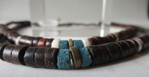 Ketting KT10:Mooie Bruine Schelp ketting 2x41½ cm. met Blauw, Sieraden, Tassen en Uiterlijk, Kettingen, Nieuw, Steen of Mineraal