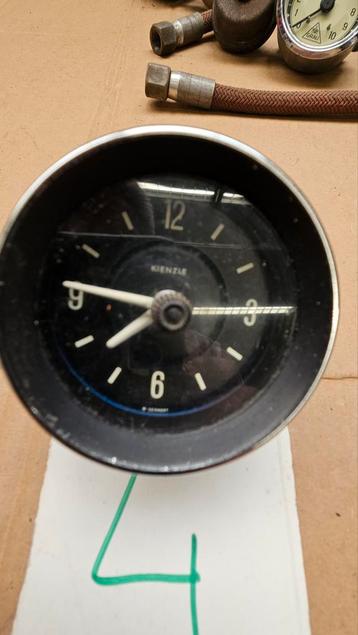Kienzle klokjes 12 V diameter 60 mm beschikbaar voor biedingen