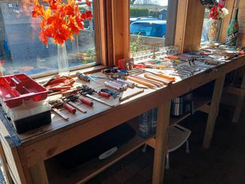 Schuuropruiming! Partij gebruikt handgereedschap. Zie foto,s beschikbaar voor biedingen