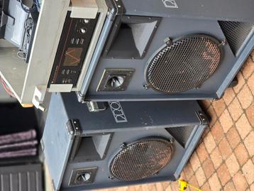 Grote speakers , complete set (carnaval) beschikbaar voor biedingen