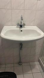 GRATIS wasbak incl kraan, Huis en Inrichting, Badkamer | Badkamermeubels, Ophalen, Gebruikt, 50 tot 100 cm, Minder dan 100 cm
