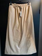 Nieuw leatherlook rok 40 42 44 beige, Kleding | Dames, Rokken, Beige, Maat 42/44 (L), Nieuw, Ophalen of Verzenden
