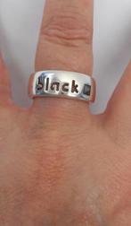 Zilveren massieve ring Black met steen maat 18 nr.1290, 18 tot 19, Verzenden, Zo goed als nieuw, Dame of Heer